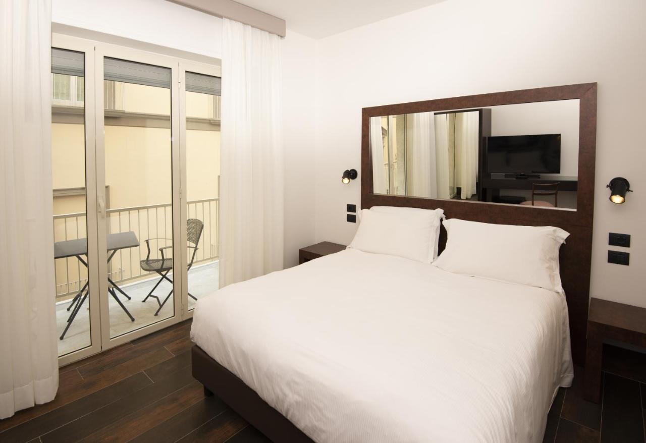 Domus Altana Hotel เนเปิลส์ ภายนอก รูปภาพ